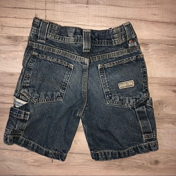 Signature Levi’s Boys Jean Shorts, Size 4 - Picture 2 of 4